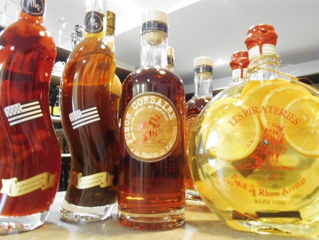 Eau de vie, liqueurs et rhums